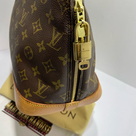 Loui Vuitton Alma in Monogram, with dust bag. - Picture 3 of 16